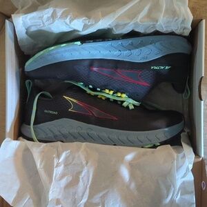 Altra Outroad Men's Shoes Sneakers Dark Gray/Blue Size 12 New in Box